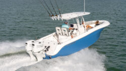 Aquasport 2500 Center Console