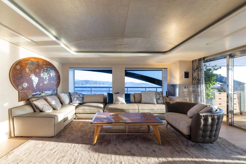 Upper deck salon