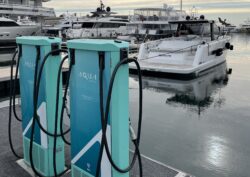 Twin Aqua supoerpower electric boating chargers installed on pontoon in France