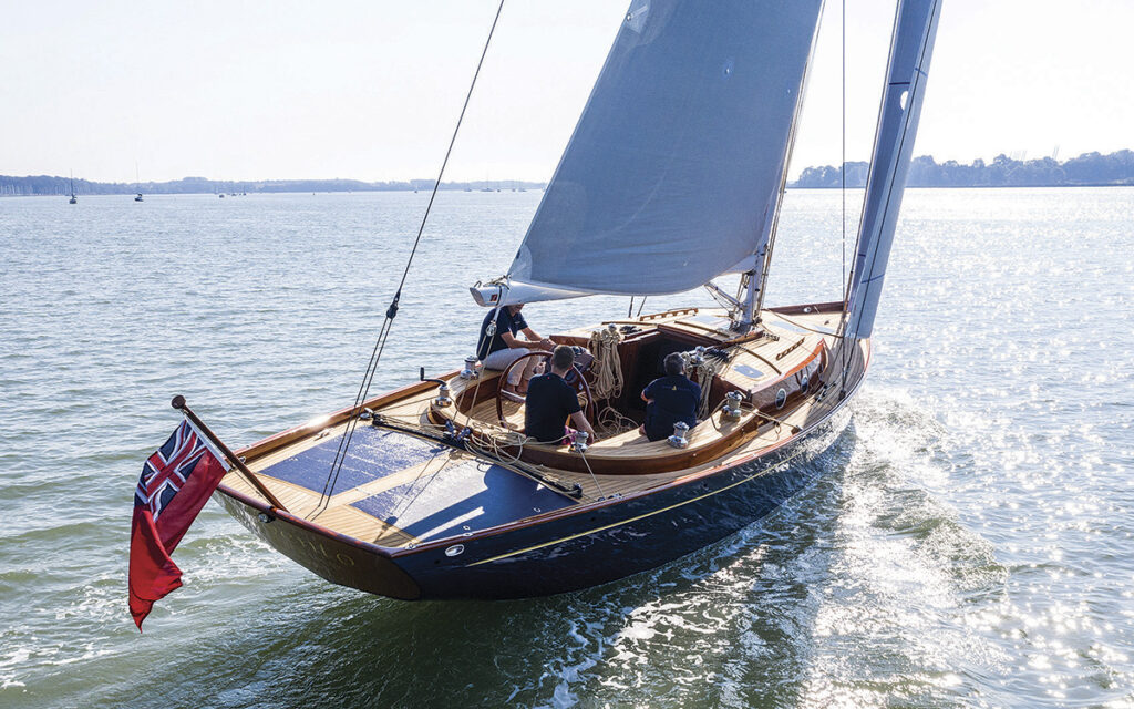 Spirit Yachts 44E