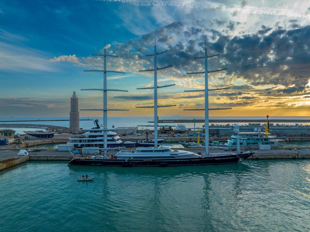 superyacht Maltese Falcon