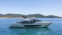 Riva 82' Diva