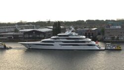 Royal Romance superyacht