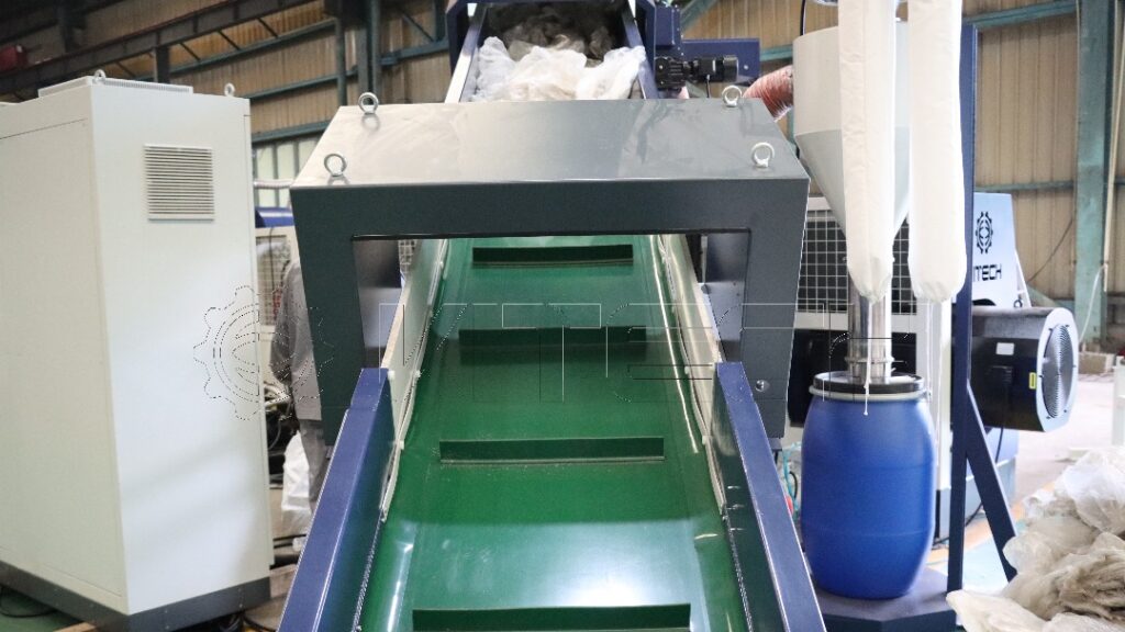 MB92 Barcelona plastic recycling (1)