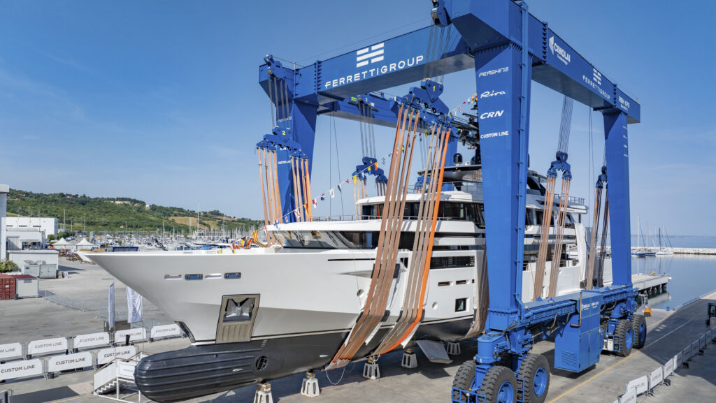 Custom Line 50 M/Y Asante